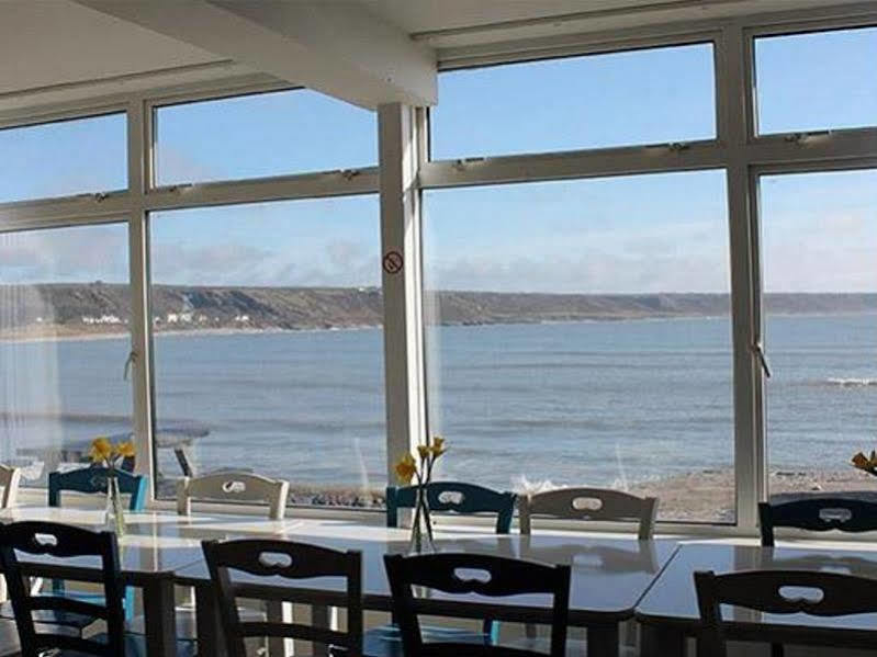 Auberge de jeunesse Yha Port Eynon Extérieur photo