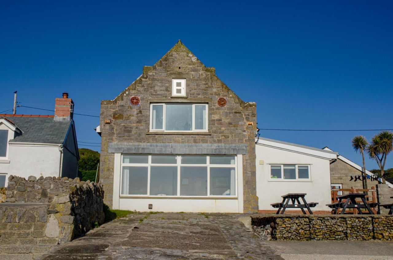 Auberge de jeunesse Yha Port Eynon Extérieur photo